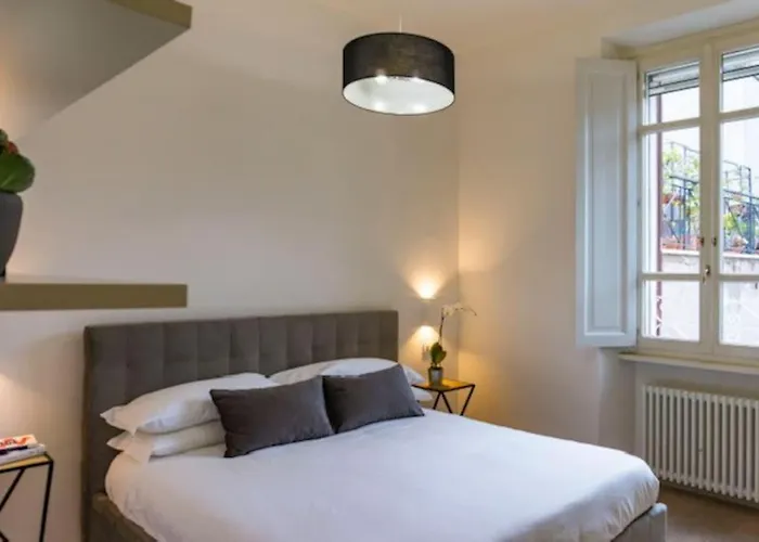Апартаменты Borgo Charme Elegante E Unico. Dimora Da Sogno Рим